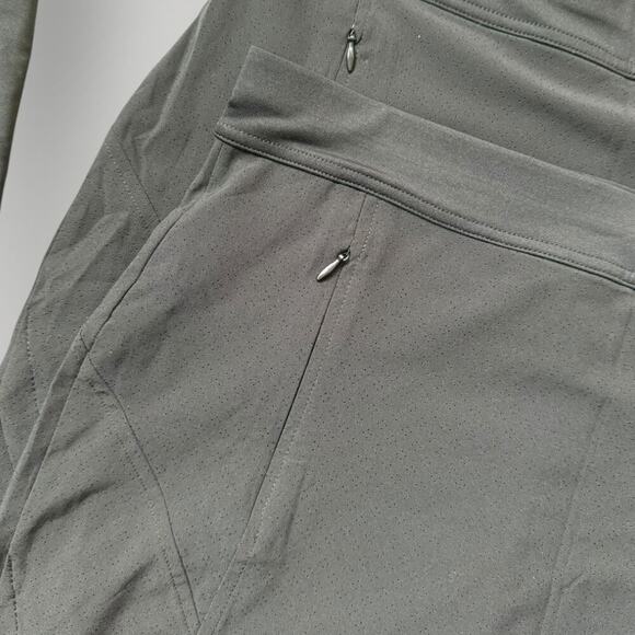 Liquid Yacht Wear Gold Label & Boot Bum Skirts Lot of 4 Size 10 NWT Uniform - Picture 4 of 10